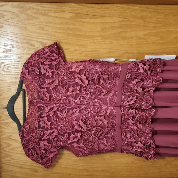 Formal occasion dress - Picture 3 of 4